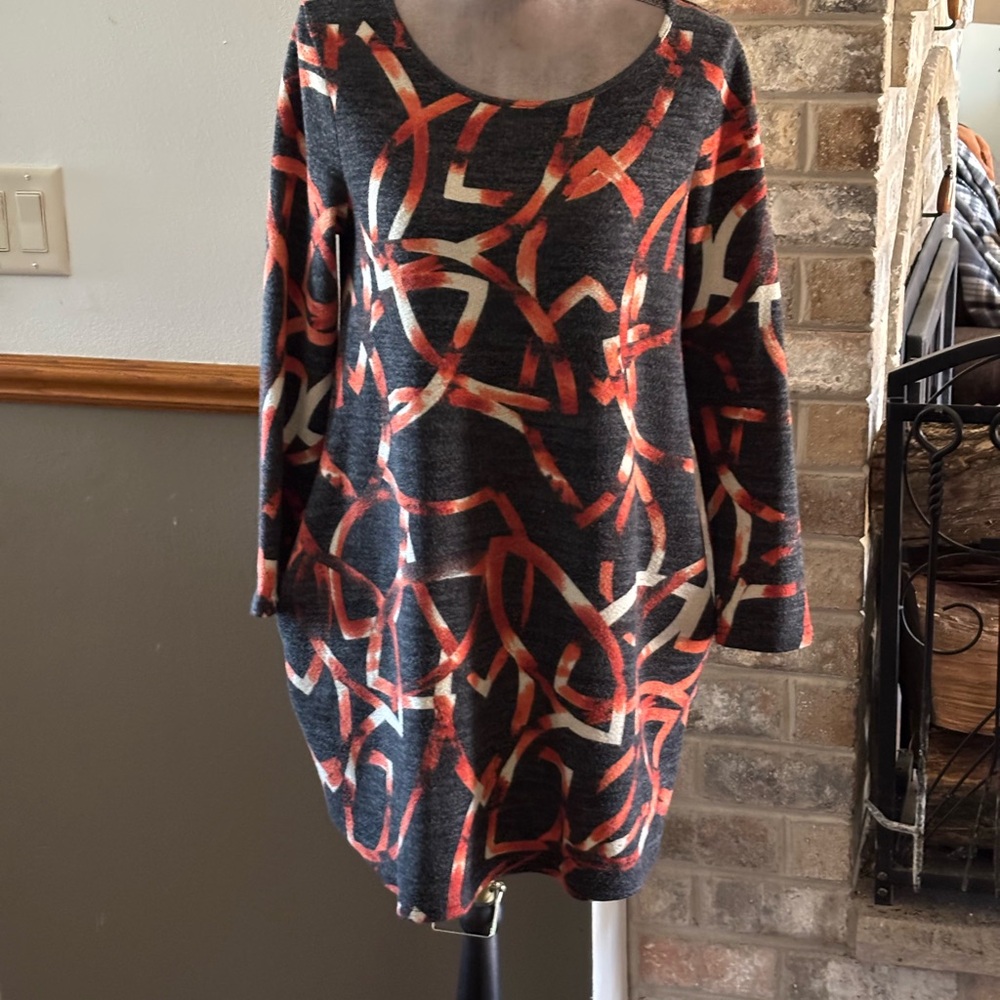 Aryeh Red and Cream Knit Top